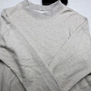 Abercrombie & Fitch Light Gray Sweatshirt